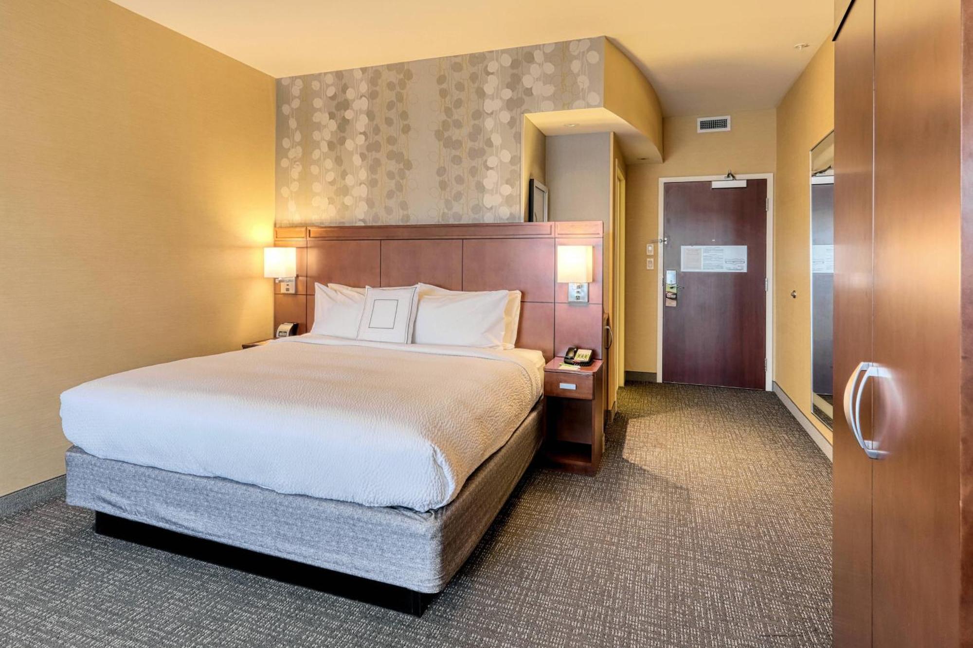 Courtyard By Marriott York Hotel Luaran gambar